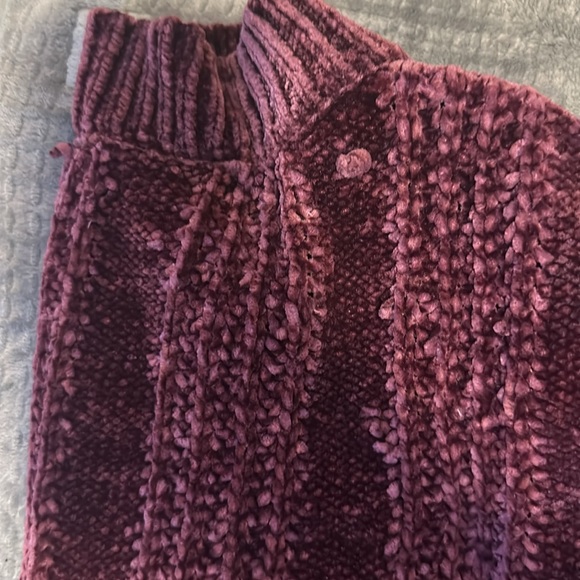 Plum Comfy Sweater - Picture 7 of 8